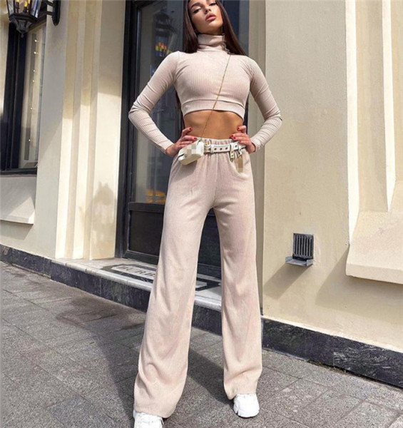 Moodne lühikeste ülaosa ja laiade pükste komplekt