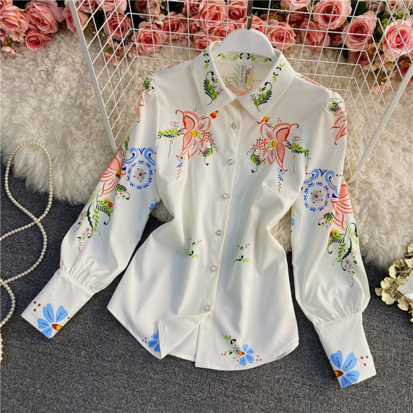 Naiste vabaaja komplekt lillemustriga kahes osas