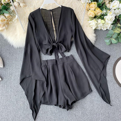 Női alkalmi szett - kétrészes blúz + rövidnadrág