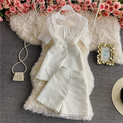 Naiste kaheosaline must-valge pitsiga komplekt