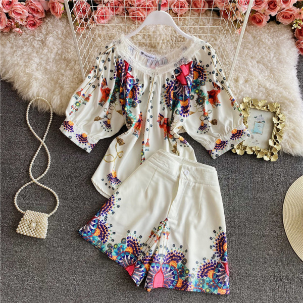 Színes fehér mintás női szett