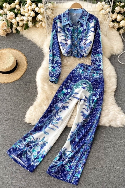 Színes női ing és hosszú nadrág szett magas derékkal