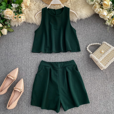 Dnevni ženski set majica bez rukava i kratke hlače