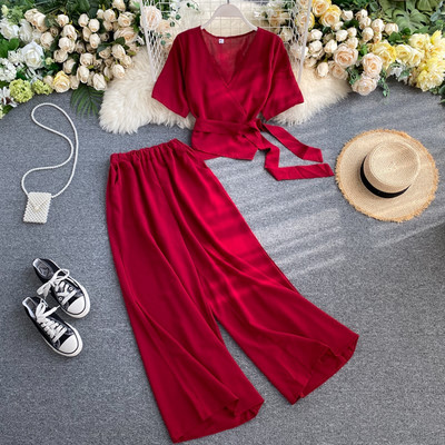 Νέο μοντέλο γυναικείο σετ μπλούζα με λαιμόκοψη και φαρδύ παντελόνι