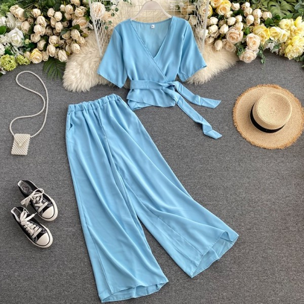 Νέο μοντέλο γυναικείο σετ μπλούζα με λαιμόκοψη και φαρδύ παντελόνι