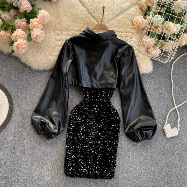 Moderan ženski komplet kratke košulje i haljine sa šljokicama