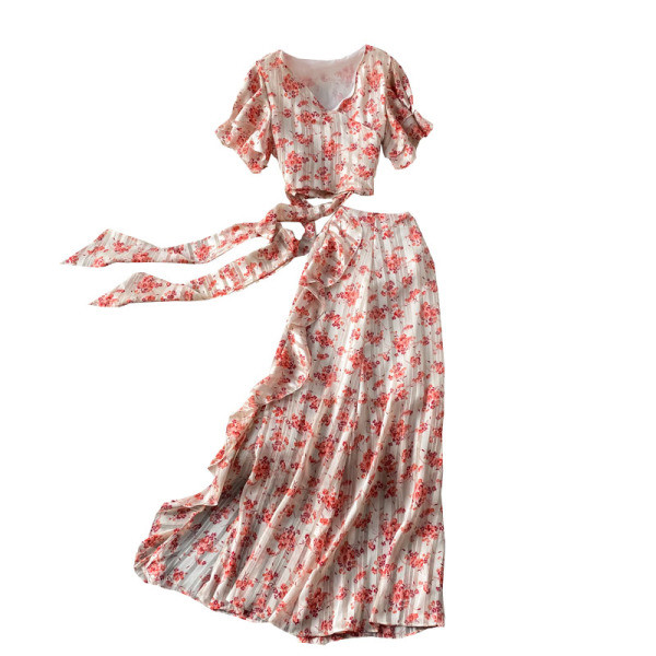 Ženski komplet iz dva dijela sa cvjetnim uzorkom u više boja