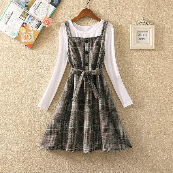 Alkalmi női díszruha és blúz