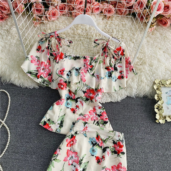 Elegantni ženski set s cvjetnim uzorkom