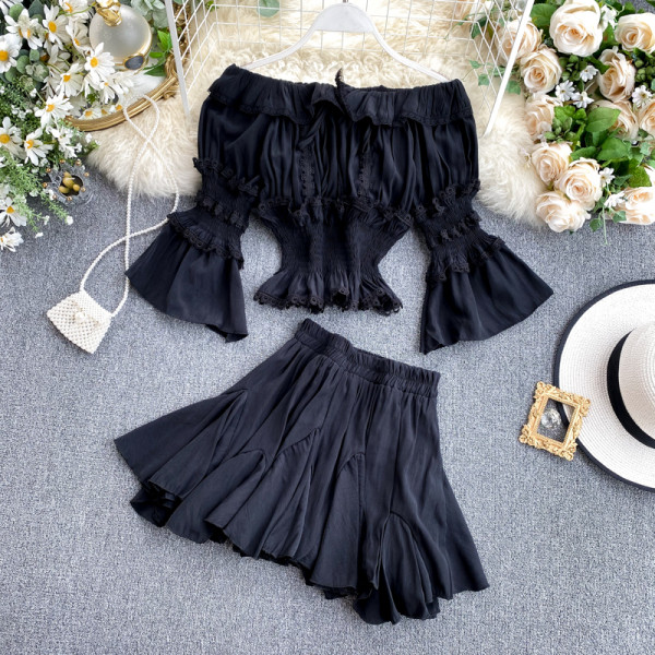 Modern női szett két részből - szoknya és blúz