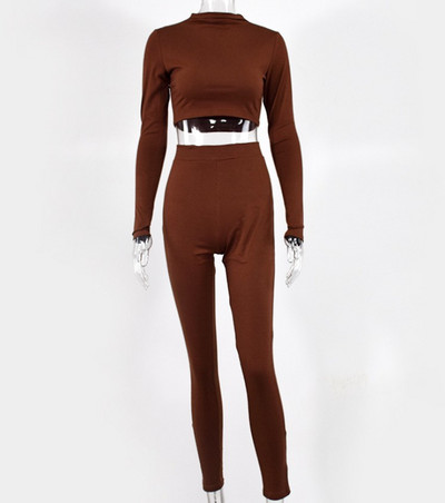 Modern női leggings szett és rövid blúz pólógallérral