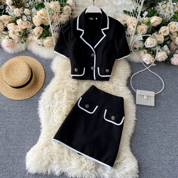 Új modell női szett-szoknya és kabát