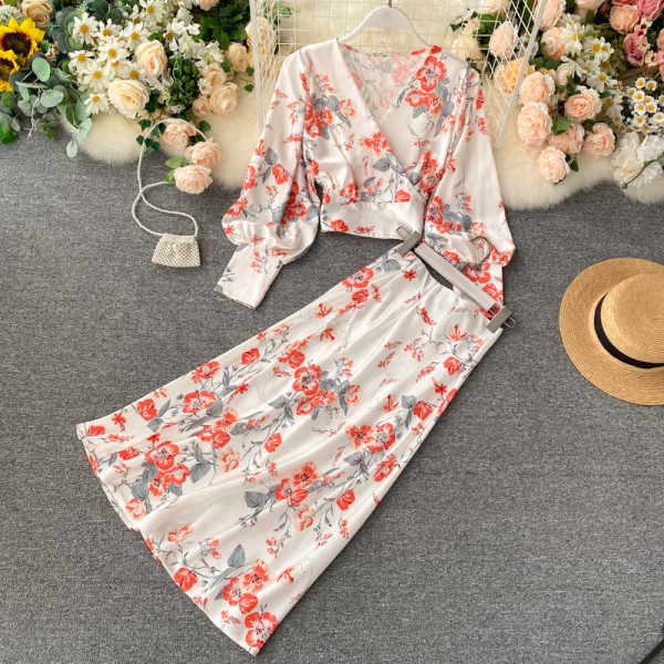 Új modell női szett virágos motívumokkal