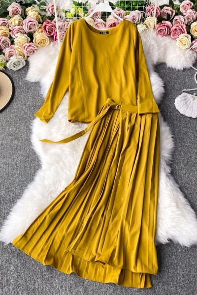 Női alkalmi szett - szoknya és blúz több színben