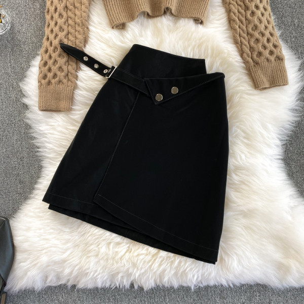 Moodne naiste komplekt-seelik ja pluus