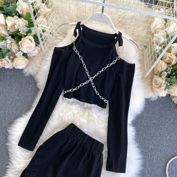 Fekete színű női szett - blúz csupasz váll és szoknyával