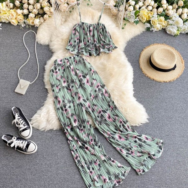 Napi női rakott kétrészes szett virágmintával