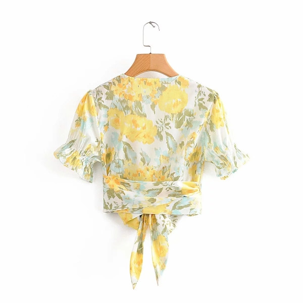 Nyári szett rövid ing derékkötővel és rövidnadrággal