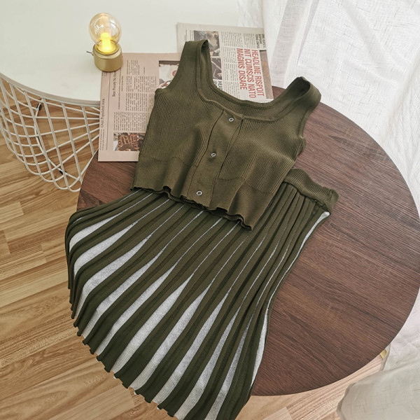 Két részből álló női szett - szoknya és felső