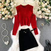 Két részből álló női alkalmi szett - pulóver és szoknya