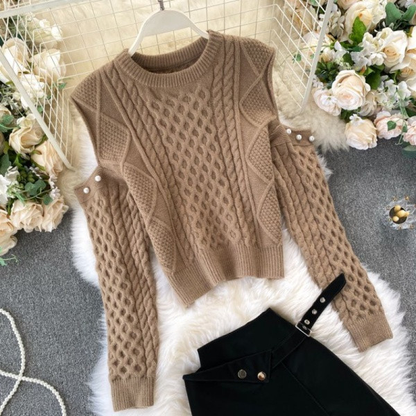 Két részből álló női alkalmi szett - pulóver és szoknya