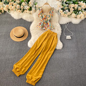 Moodne naiste komplekt - püksid ja topp