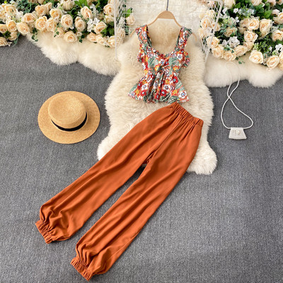 Moodne naiste komplekt - püksid ja topp