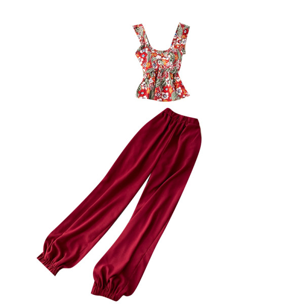 Moodne naiste komplekt - püksid ja topp