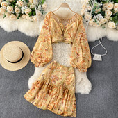 Alkalmi női szett-szoknya és blúz