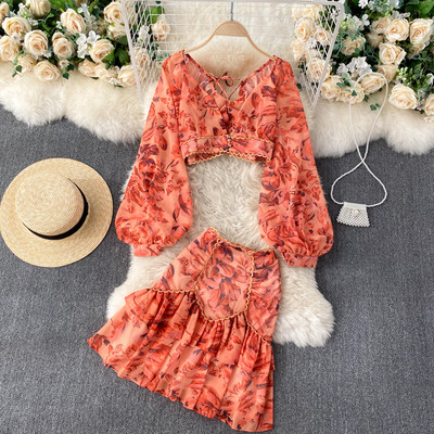 Alkalmi női szett-szoknya és blúz