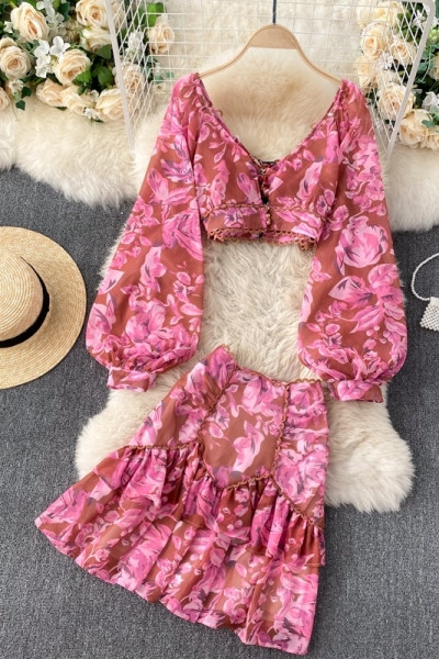 Alkalmi női szett-szoknya és blúz