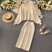 Naiste vabaaja komplekt-pluus ja seelik