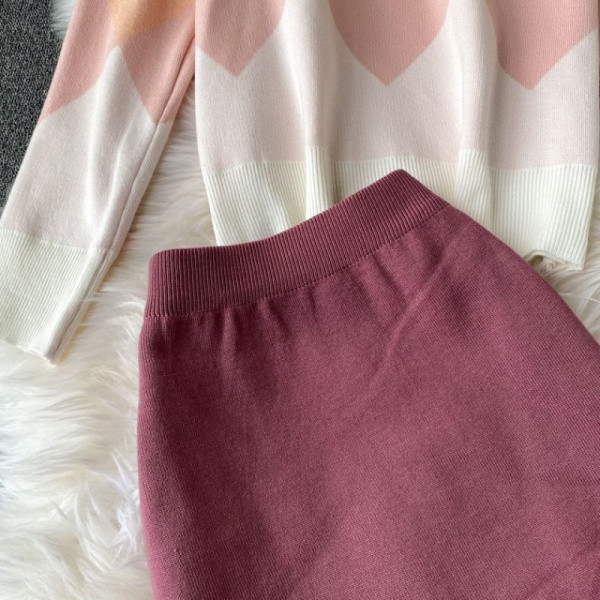 Sieviešu trikotāžas komplekts rozā un zilā krāsā