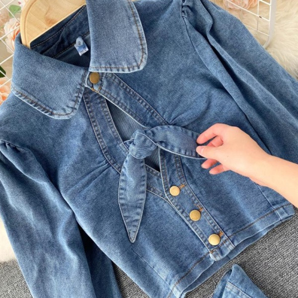 Két részből álló, kék színű női alkalmi farmer szett