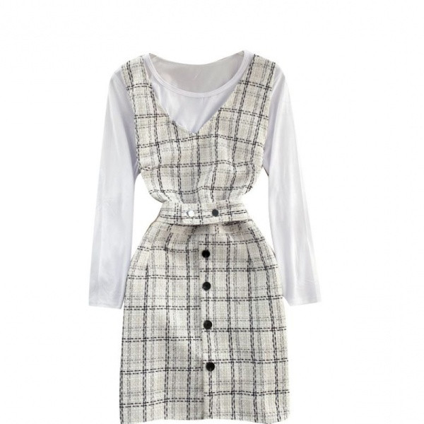 Női alkalmi szett gombokkal és ovális nyakkivágással