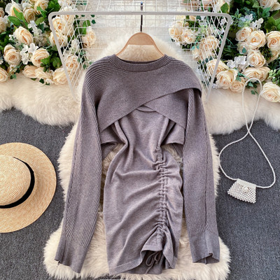 Дамски модерен комплект от две части-рокля и блуза