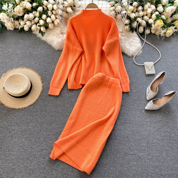 Γυναικείο μοντέρνο καθημερινό σετ - φούστα  και μπλούζα