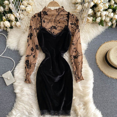 Γυναικείο casual σετ βελούδου με λεπτά λουράκια