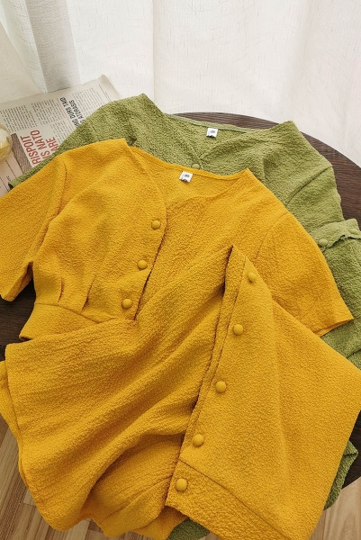 Νέο γυναικείο μοντέρνο  σετ με κουμπιά