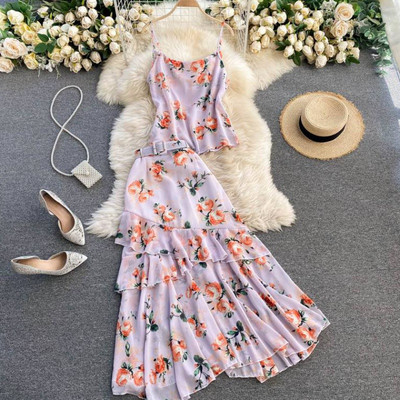 Női alkalmi szett virágmintával és övvel