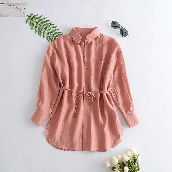 Naiste särgikomplekt lipsude ja lühikeste pükstega