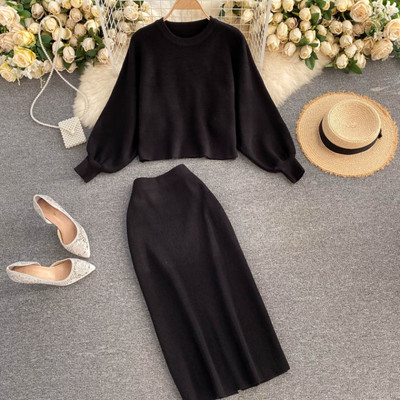 Őszi-téli női szett kétrészes szoknyából és blúzból