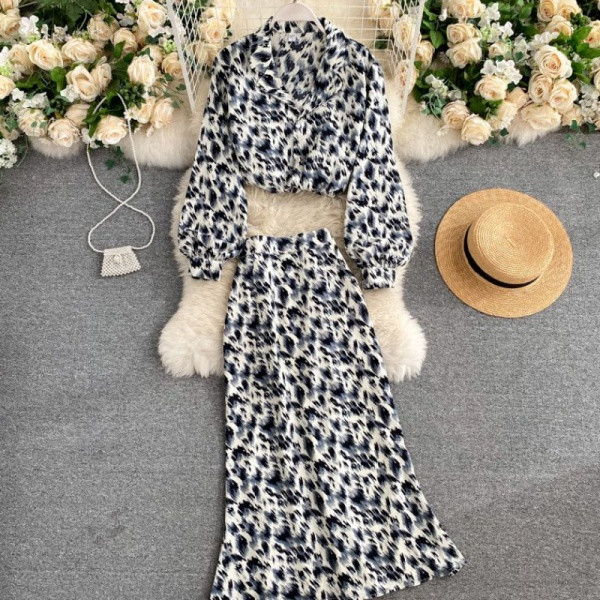 Kétrészes női szett négy színben