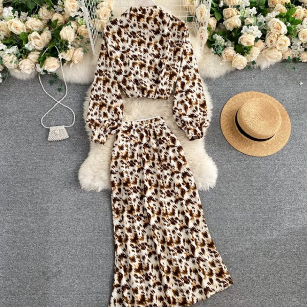 Kétrészes női szett négy színben