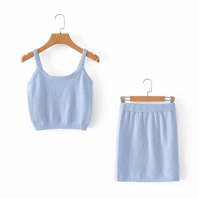 Ženski komplet od tankog pletiva - majica bez rukava i suknja