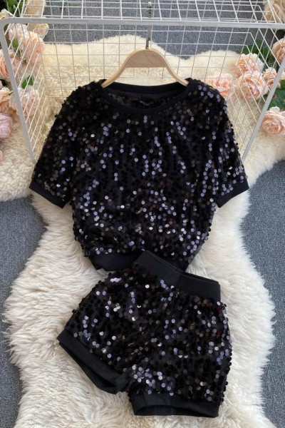 Naiste musta värvi litritega komplekt