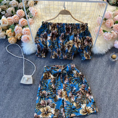 Νέο μοντέλο καλοκαιρινό  γυναικείο σετ με λουλουδάτο μοτίβο