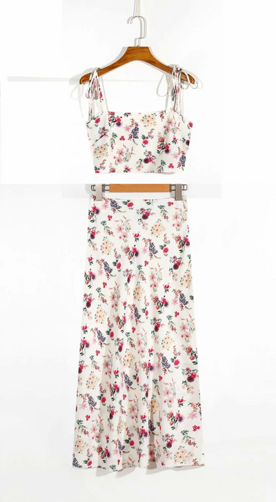 Valge lillemustriga naiste suvekomplekt