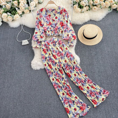 Γυναικείο σετ με λουλουδάτο μοτίβο και ελαστική μέση