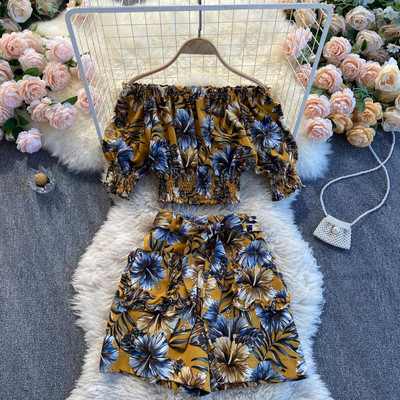 Γυναικείο σετ από δύο μέρη με floral εκτύπωση